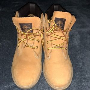 Timberlands kids size 3.5
